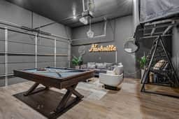 Lux Nashville Home w/ Pool Table & Rooftop FirePit - Image 3