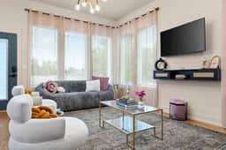 360 Seconds to BRDWY! Rooftop Lounge! King Beds! - Image 2