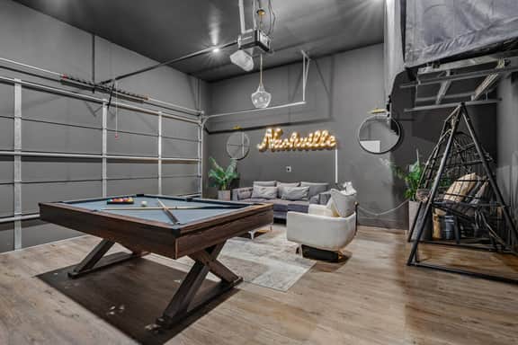 Lux Nashville Home w/ Pool Table & Rooftop FirePit - Image 3